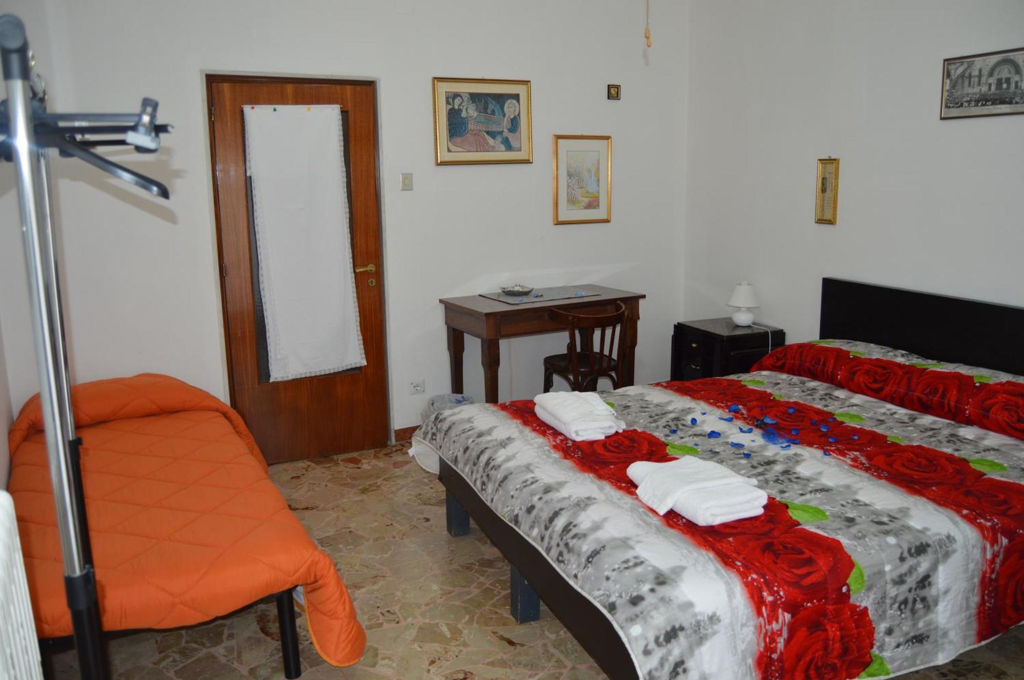 Ccc Matera Short Term Rooms Ccc Exterior foto